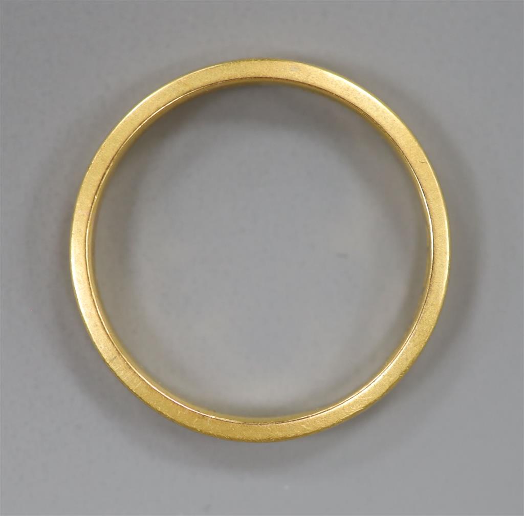 A 22ct gold wedding ring, size J/K, 1.9 grams.